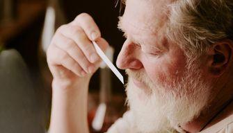 Dal recensore di hotel all’assaggiatore di cibo per animali: ecco alcuni dei lavori più strani (e ben pagati)