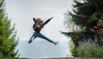Zaino scuola, le regole per portarlo senza danni alla salute