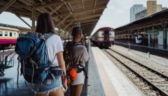 Torna l'Interrail, l'UE invita i 18enni a viaggiare (gratis) in Europa con un solo pass: al via le domande