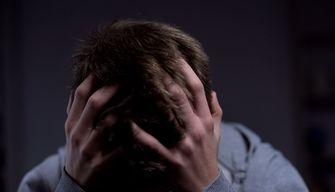 Si toglie la vita a un passo dalla laurea: un esame fallito dietro il suicidio dello studente universitario