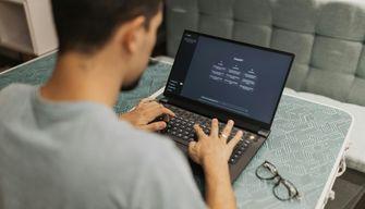 ChatGPT non darà più consigli medici, legali e in materia finanziaria: aggiornato il modo con cui il chatbot risponde ad alcune domande