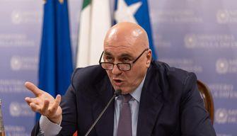 Torna il servizio militare? In arrivo una proposta di legge per reintrodurre la leva in Italia: chi potrebbe essere coinvolto