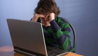 Bocciato perché scrive male anche se è un genio della matematica: i genitori dell’alunno plusdotato fanno ricorso e vincono