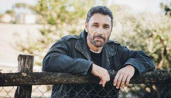 "I professori mi giustificavano": Raoul Bova, che scuola ha fatto il protagonista di Don Matteo 15