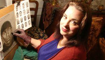 Batte l'intelligenza artificiale con una matita: chi è la donna da record che ha fatto arrestare 1.300 persone.