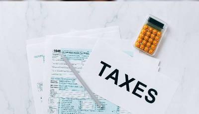 Iscrizioni scuola 2023, tasse e contributi scolastici: cosa bisogna pagare?