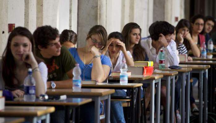 Addio commissari esterni, addio merito?