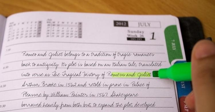 Sottolineare VS schematizzare: cosa è meglio?