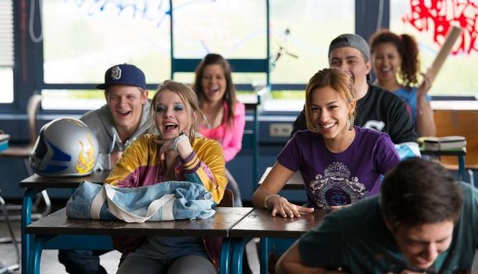 5 motivi per cui ogni universitario rimpiange i compagni delle superiori