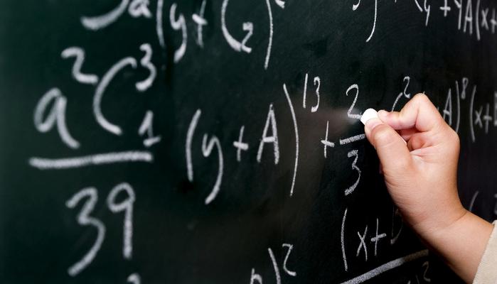 Soluzione prova Invalsi 2017 terza media matematica: domande e risposte