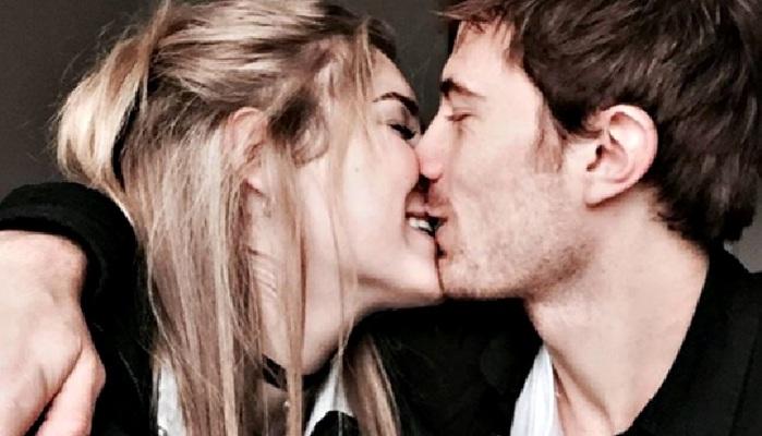Francesco Sole e Sofia Viscardi, è amore: lo scatto del bacio su Instagram