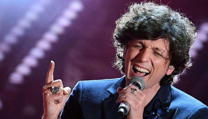 Tracce Maturità 2018 tutti i tweet: Ermal Meta, Alessandra Amoroso e tanti altri