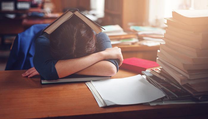 Il tuo prof usa Google Classroom? Le gioie (poche) e i traumi (tanti) che ti aspettano