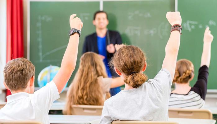 Prof e studenti? Non devono essere amici