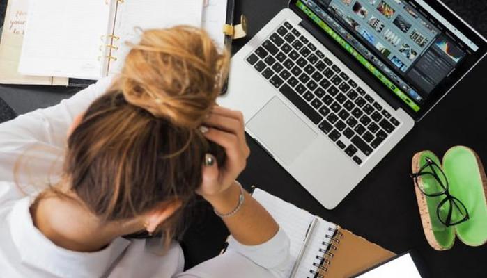 Maturità 2018: arriva la Guida intergalattica per maturandi disperati