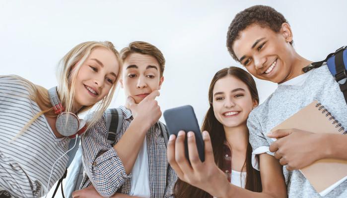 Vacanze social, allarme sicurezza: 1 ragazzo su 2 “complice” dei topi d’appartamento