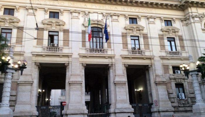 E' ufficiale, il Miur si "sdoppia": ecco come cambierà