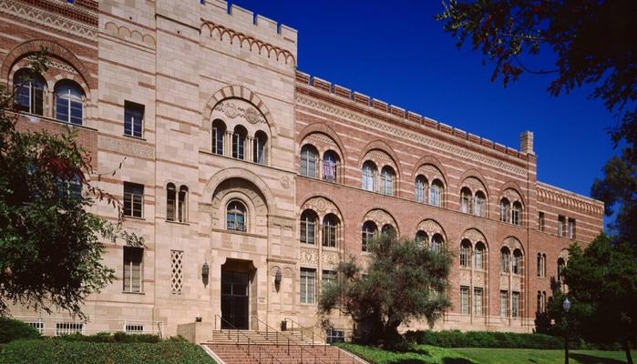 Le 10 università più famose dei film