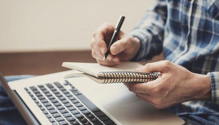 Maturità, il Covid potrebbe cambiare tutto: un esame senza scritti anche nel 2022?