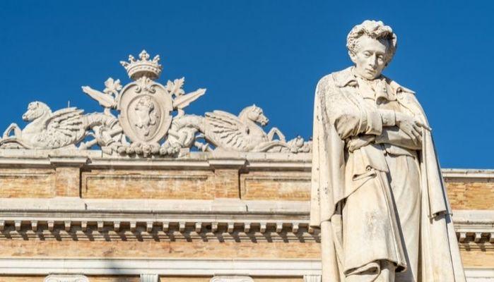 Analisi del testo, maturità 2021: cosa potrebbero chiedere i commissari su Giacomo Leopardi?