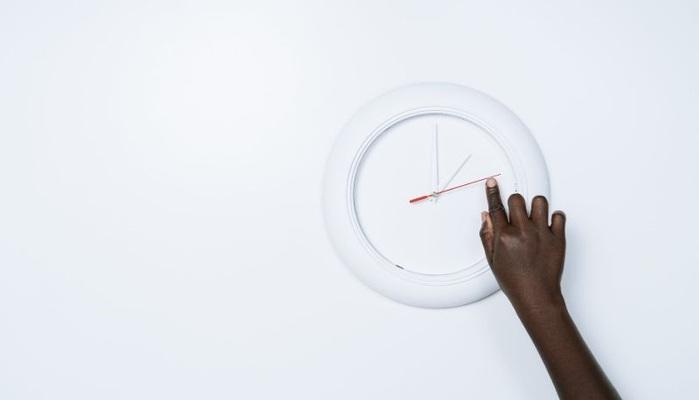 Ora solare 2021: quando spostare le lancette?