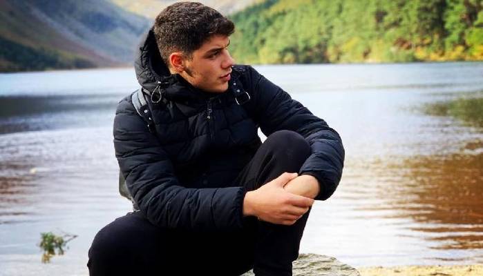 Pierpaolo a 21 anni è insegnante di Meccanica a scuola