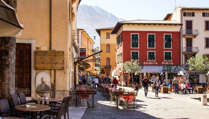 Zona arancione, quali regioni a rischio dal 17 gennaio e cosa cambia