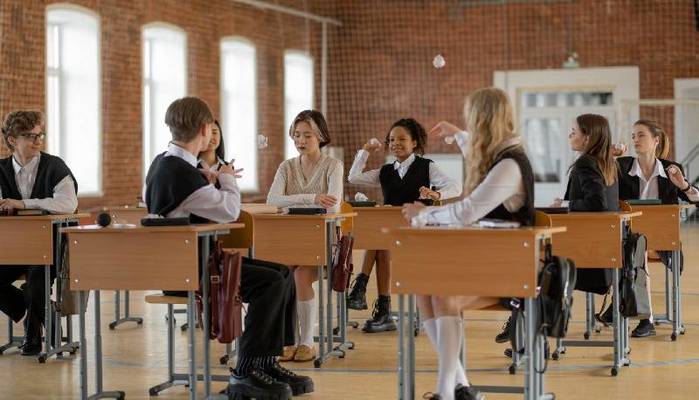 Scuola, nuove regole per la quarantena a scuola: le faq aggiornate