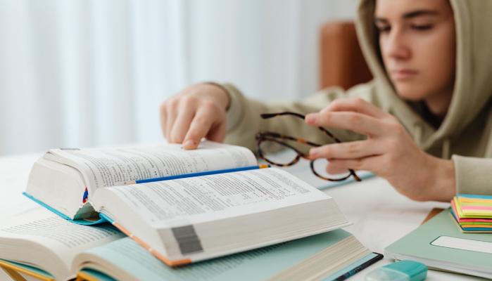 Maturità 2022, il Senato dà l'ok. Ma per l’esame "Si tenga conto della pandemia"