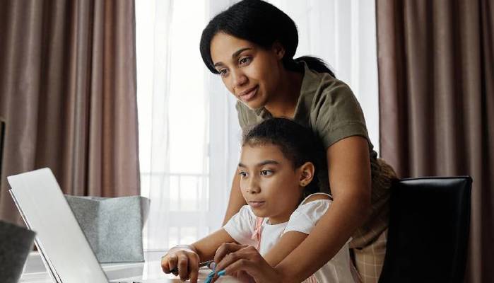 Anche i minorenni potranno fare lo Spid: vale anche per la scuola. Come funziona