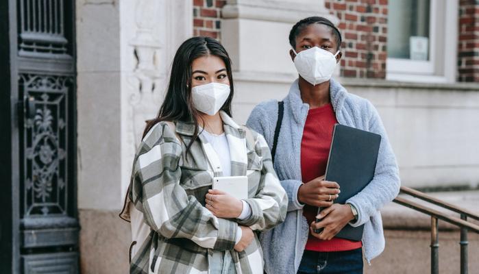 Le mascherine all'università sono obbligatorie? Le regole degli atenei