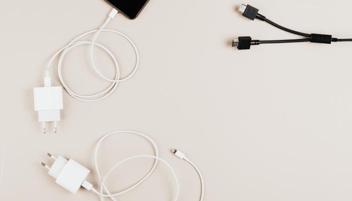 L'Europa approva il caricabatterie unico: ecco quale sarà