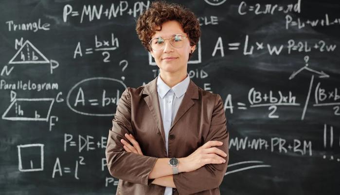 Sparano contro la prof con pistola ad aria compressa: lei denuncia tutta classe