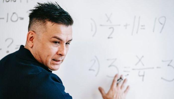 Preside cerca professori-ingegneri ma sono "introvabili": "Lavorano subito altrove, la scuola non è appetibile"