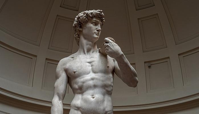 Mostra il David di Michelangelo ai suoi studenti, insegnante licenziata in Florida: il sindaco di Firenze Nardella la premia