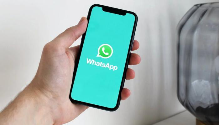 WhatsApp, in arrivo i pagamenti in app: ecco come funzioneranno