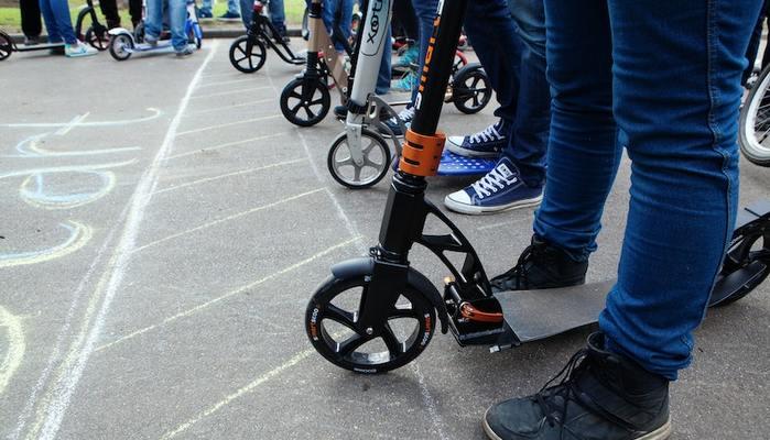 I monopattini elettrici dovranno essere assicurati: cambiano le regole per l'RC auto