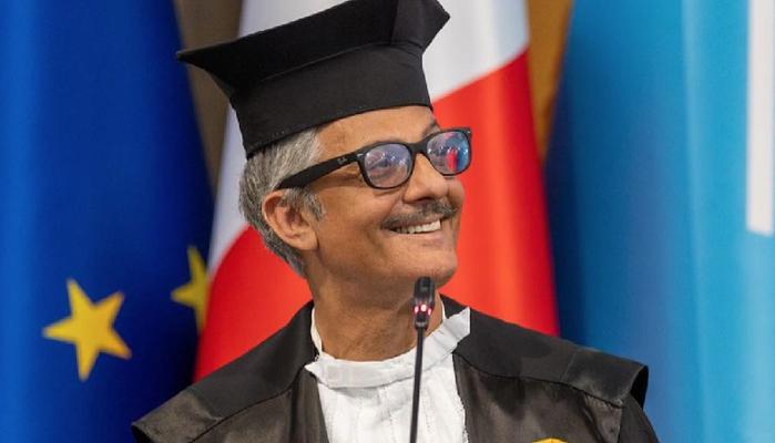 Fiorello all'Università: "Mia madre ha sempre sognato un figlio laureato"