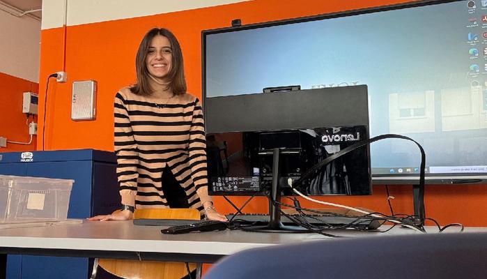 Sabrina a 20 anni è già insegnante di ruolo (e studentessa di Ingegneria informatica)