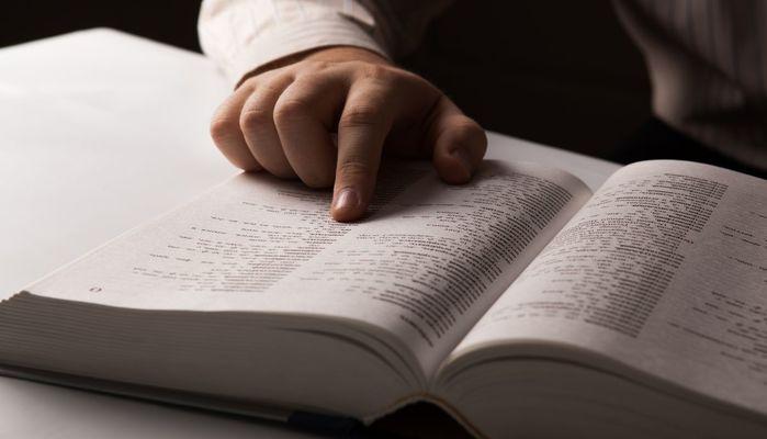 10 vocabolari di italiano per le scuole superiori: guida alla scelta