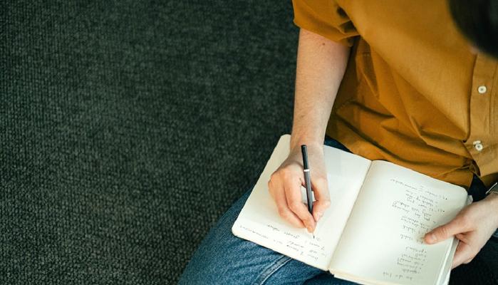 Appunti e capitoli interi memorizzati in 15 minuti: ecco il metodo giapponese che ti insegna a farlo