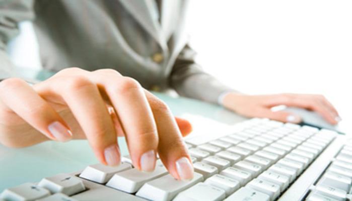 Registro Elettronico?  Ci pensano gli studenti