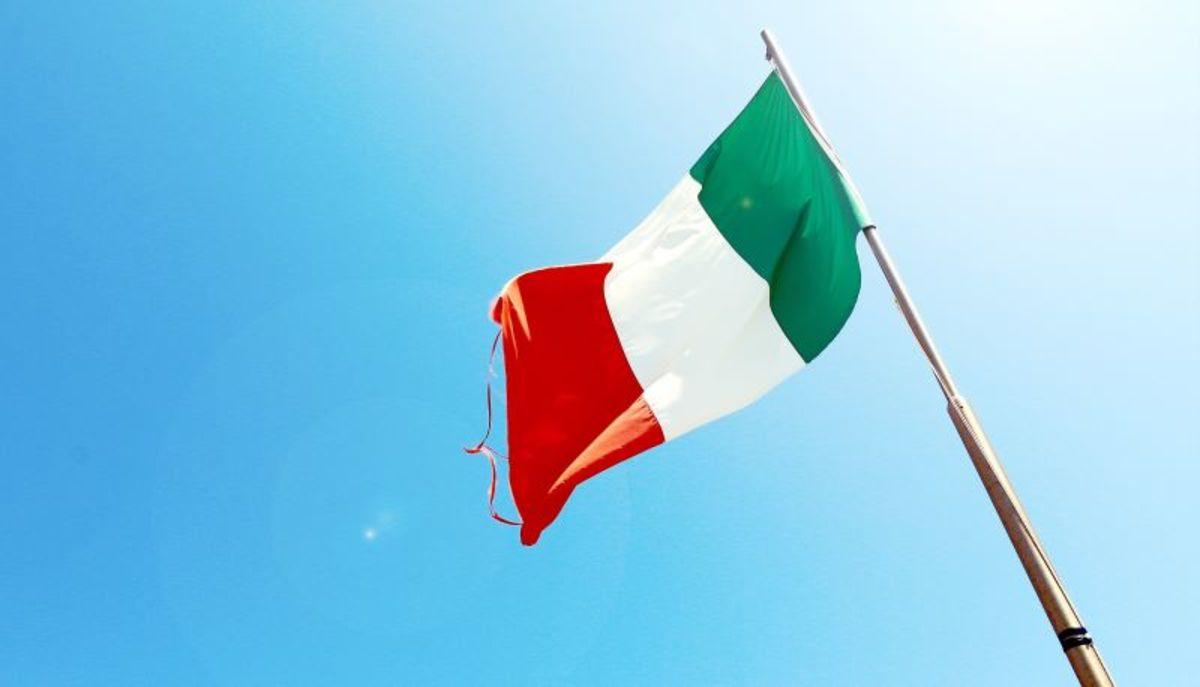 Il 1° gennaio del 1948 entrò in vigore la Costituzione italiana